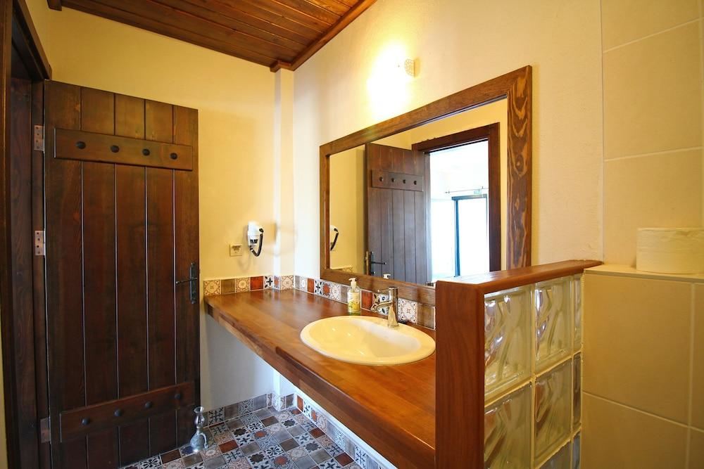 Kekik Otel Selimiye Rezervasyon