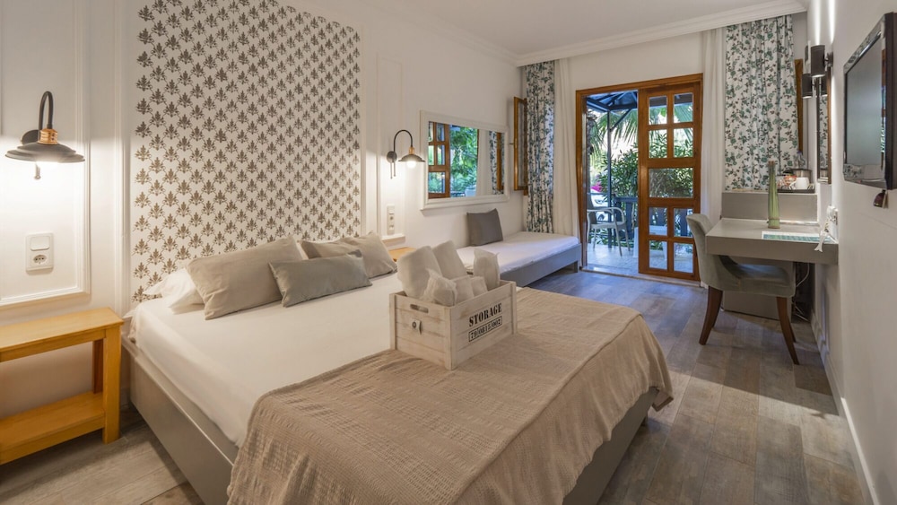 Selimhan Hotel Selimiye Rezervasyon