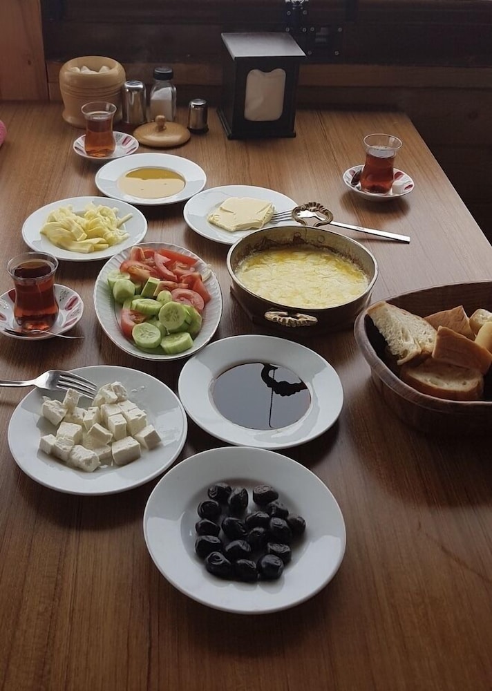 Yedigoller Hotel Rezervasyon