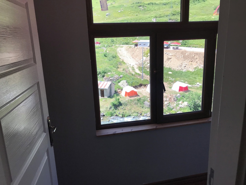 Yedigoller Hotel Rezervasyon