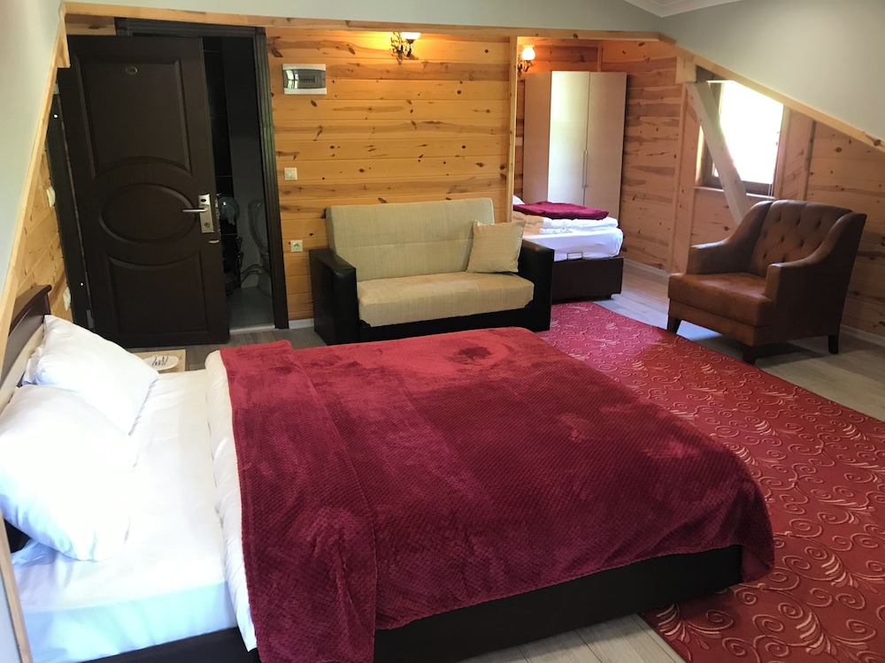 Yedigoller Hotel Rezervasyon