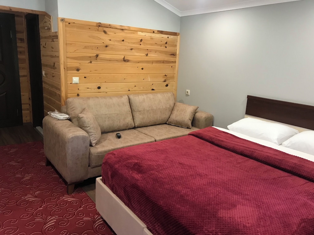 Yedigoller Hotel Rezervasyon