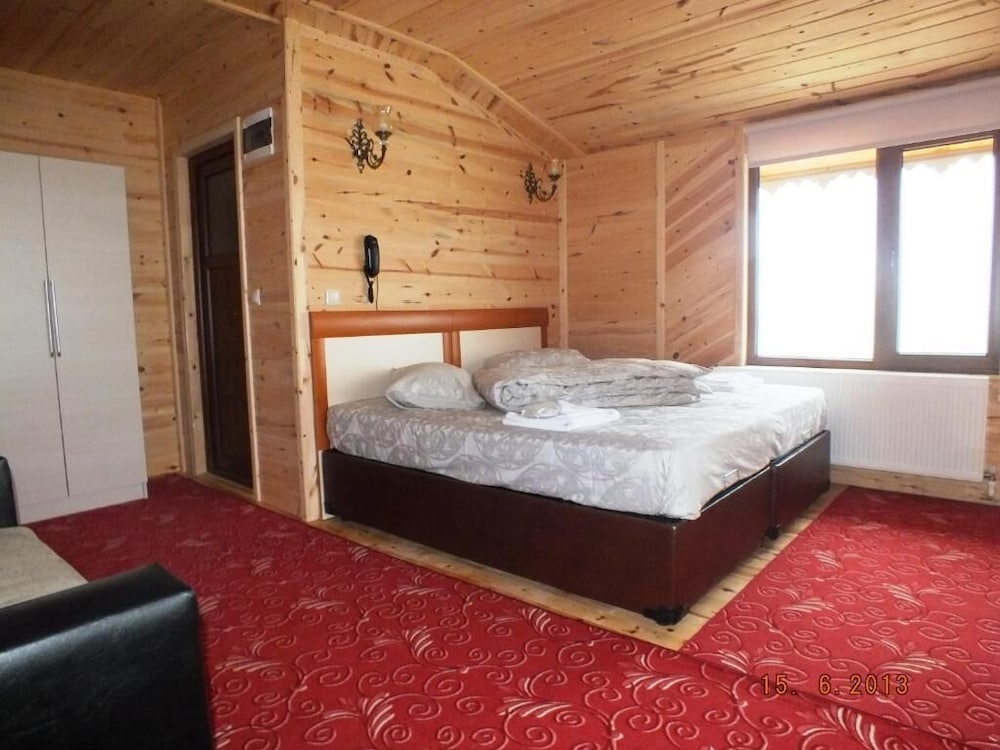 Yedigoller Hotel Rezervasyon