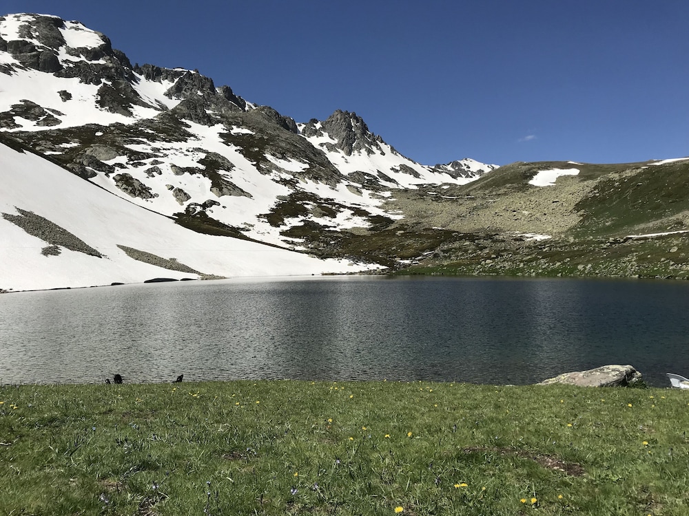 Yedigoller Hotel Rezervasyon