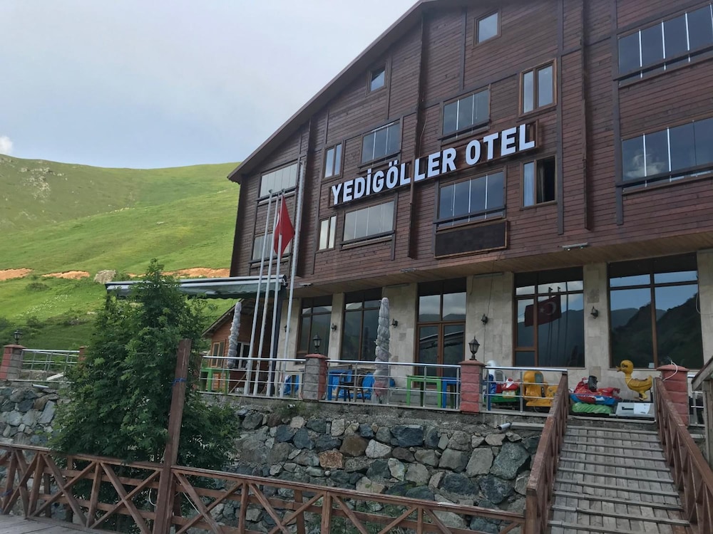 Yedigoller Hotel Rezervasyon