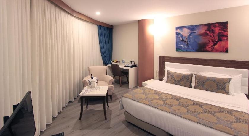 Forum Suite Hotel Rezervasyon