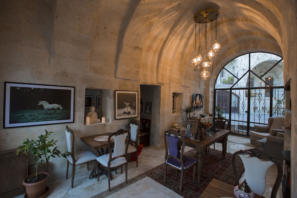 Asuwari Suites Cappadocia Rezervasyon