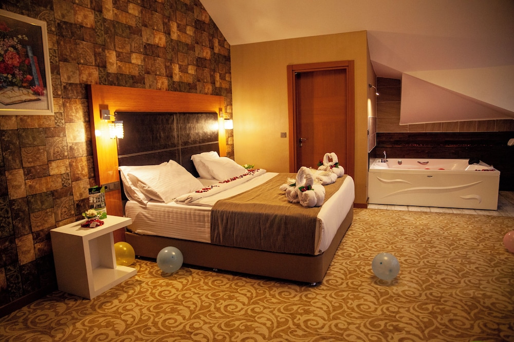 El Garden Hotel & Residence Rezervasyon