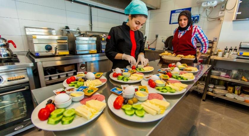 Business Palas Hotel Rezervasyon