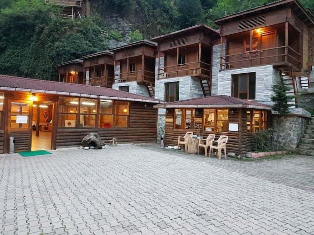 Naliya Otel Restaurant Rezervasyon