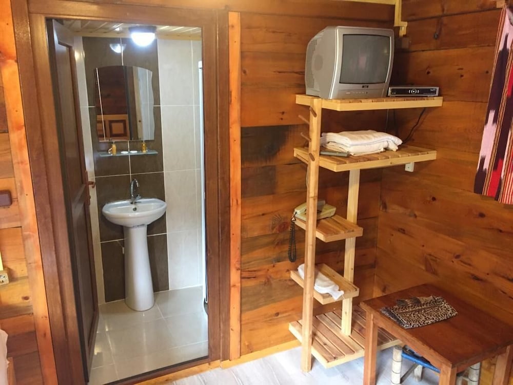 Naliya Otel Restaurant Rezervasyon