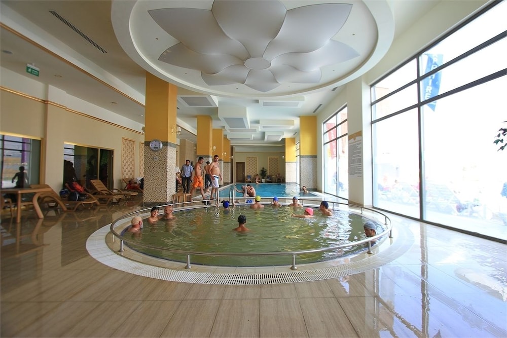 Naskon Sapphire Resort & Spa Rezervasyon