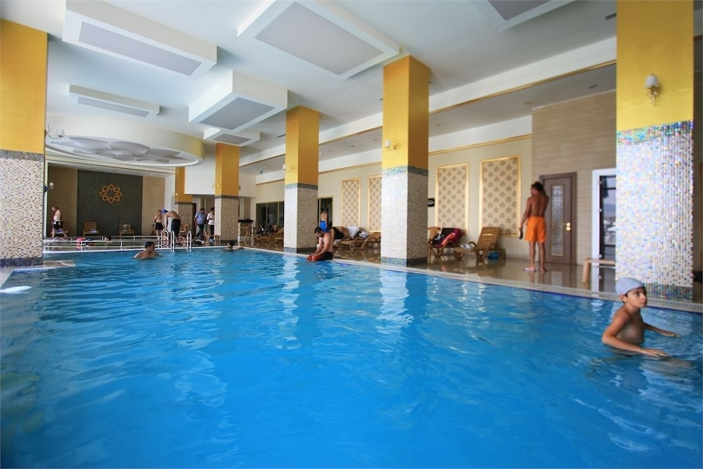 Naskon Sapphire Resort & Spa Rezervasyon