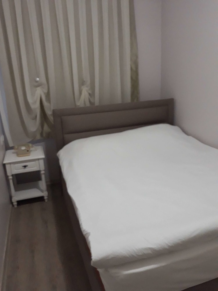 Burhaniye Merkez Otel Rezervasyon