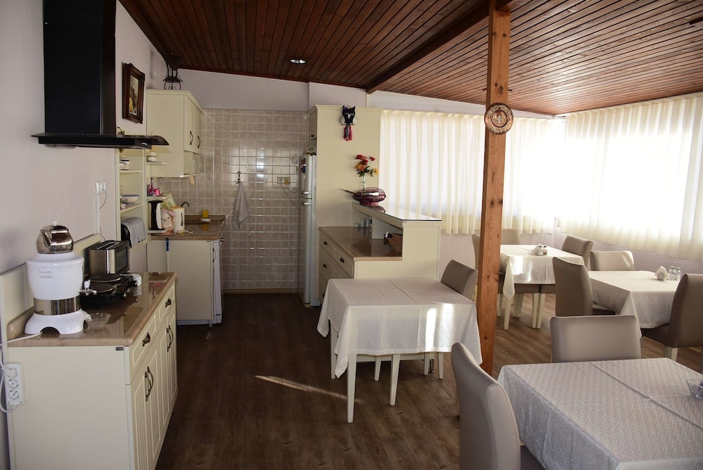 Burhaniye Merkez Otel Rezervasyon