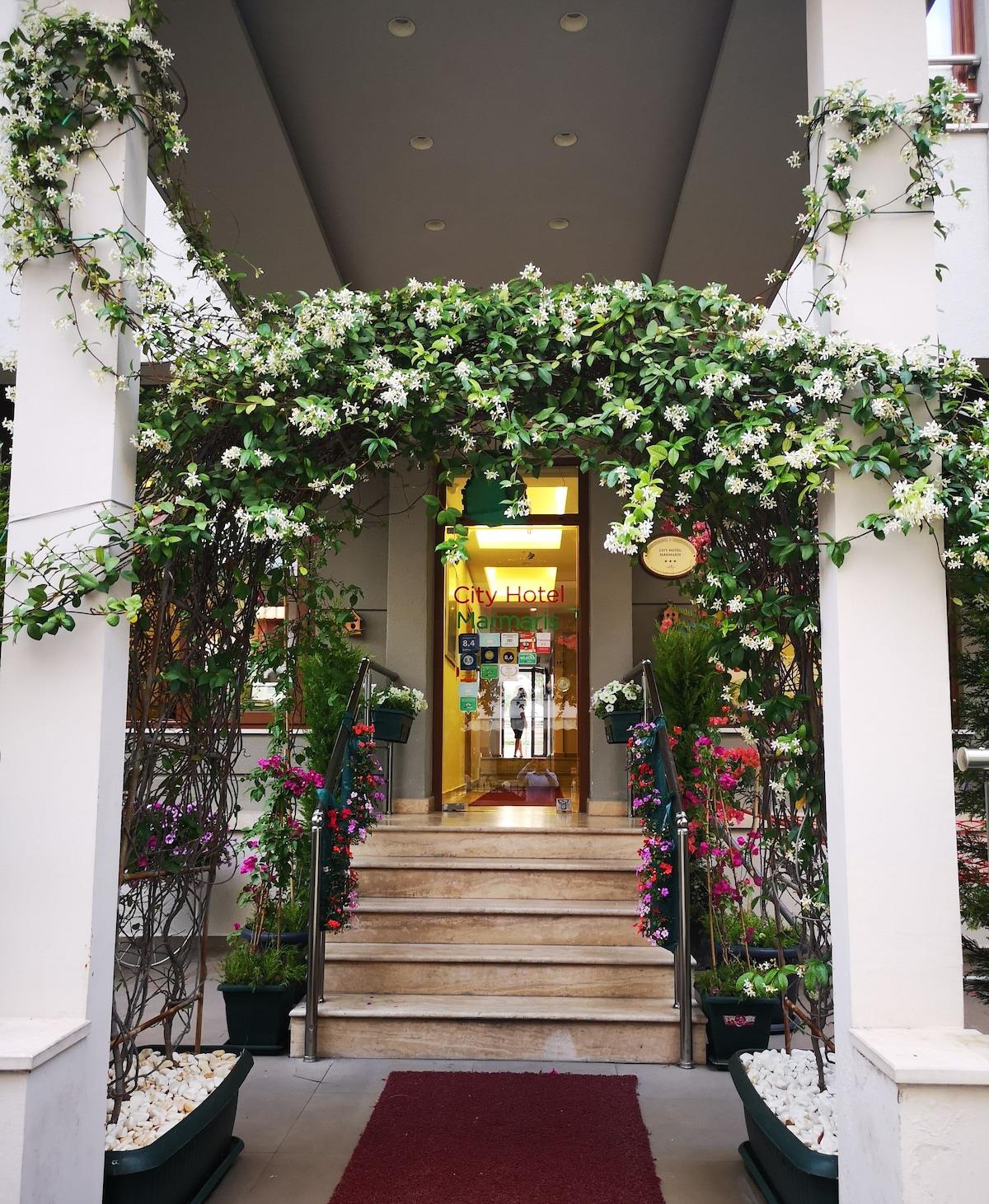 City Hotel Marmaris Rezervasyon