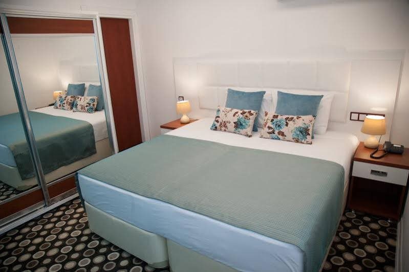 Hermias Marin Hotel Rezervasyon