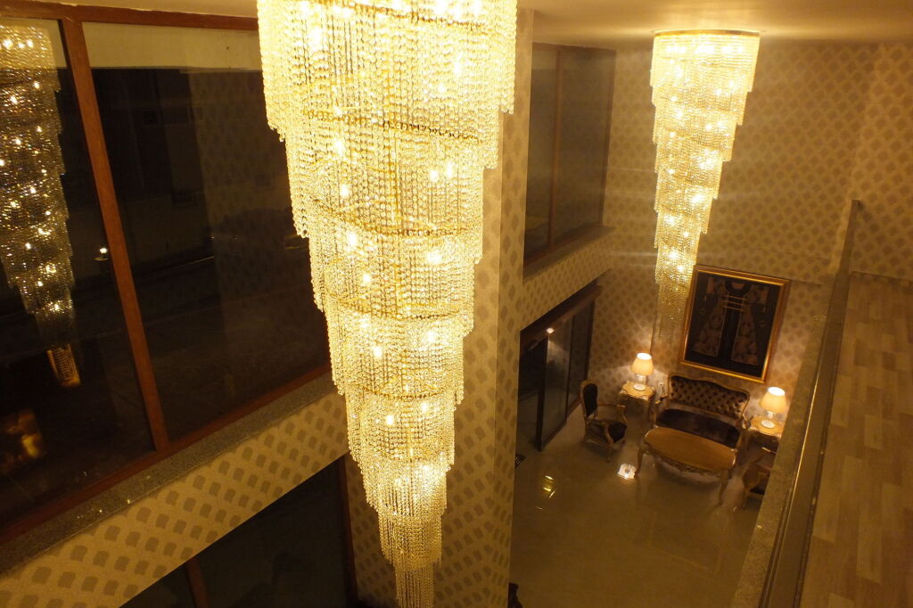 Real King Suit Hotel Rezervasyon