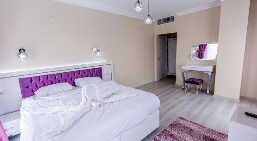 Rosso Hotel Rezervasyon