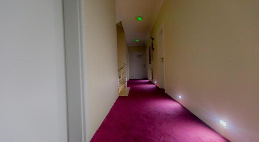 Rosso Hotel Rezervasyon