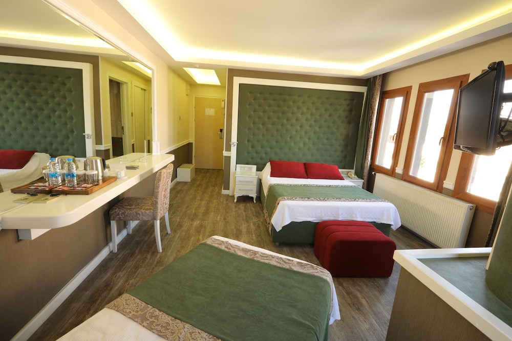 Berrak Otel Rezervasyon