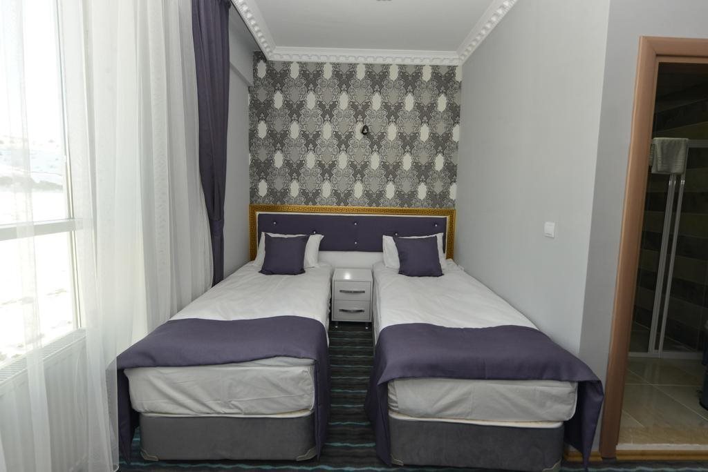 Grand Surmely Business Hotel Rezervasyon