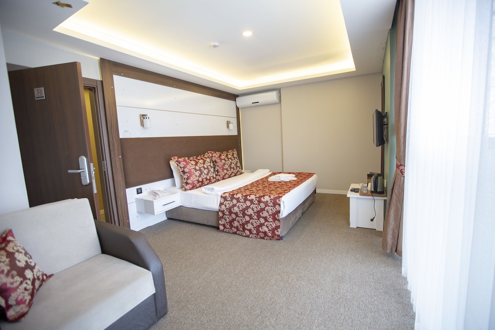 Royal Life Exclusive Rezervasyon