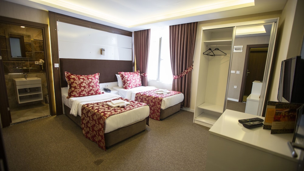 Royal Life Exclusive Rezervasyon