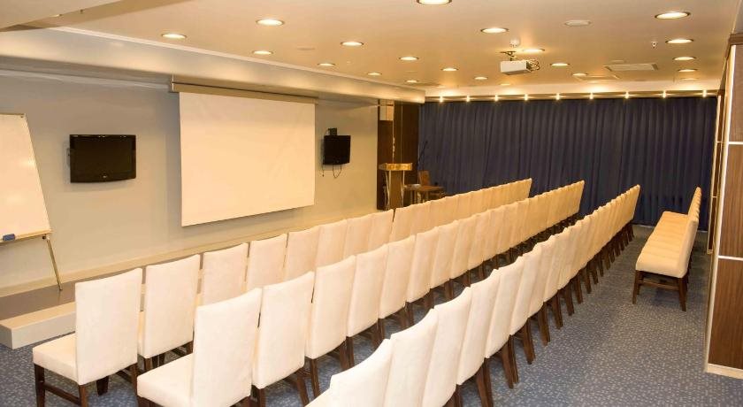 Özgöbek Ronesans Hotel De Luxe Rezervasyon
