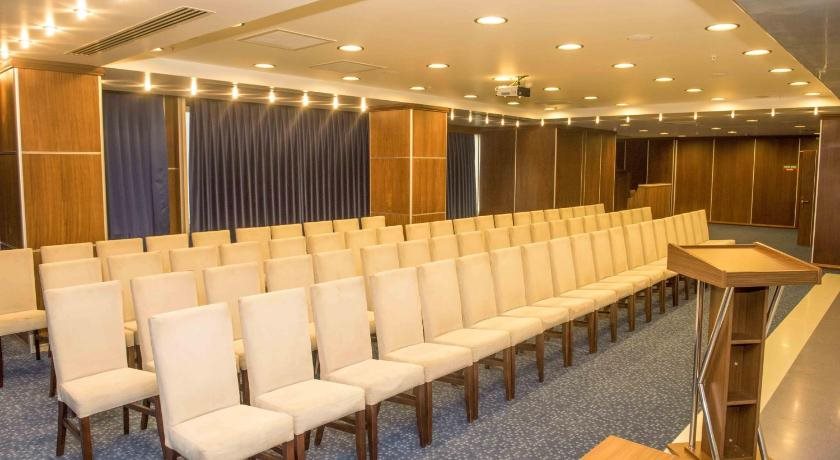 Özgöbek Ronesans Hotel De Luxe Rezervasyon
