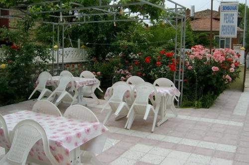 Sehsuvar Peace Pension Rezervasyon