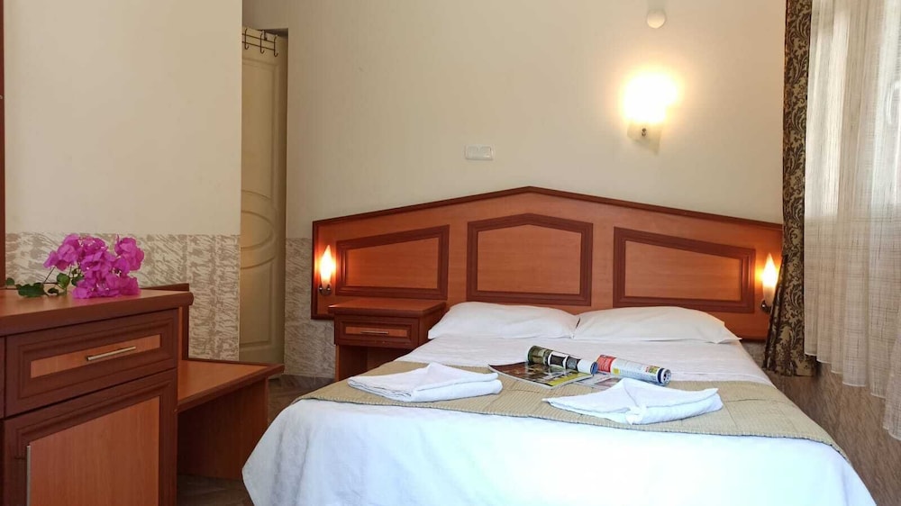 Ideal Pension Rezervasyon