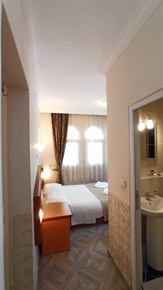 Ideal Pension Rezervasyon