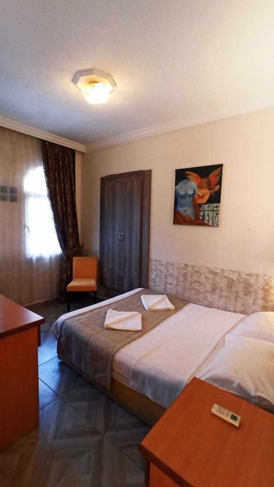 Ideal Pension Rezervasyon