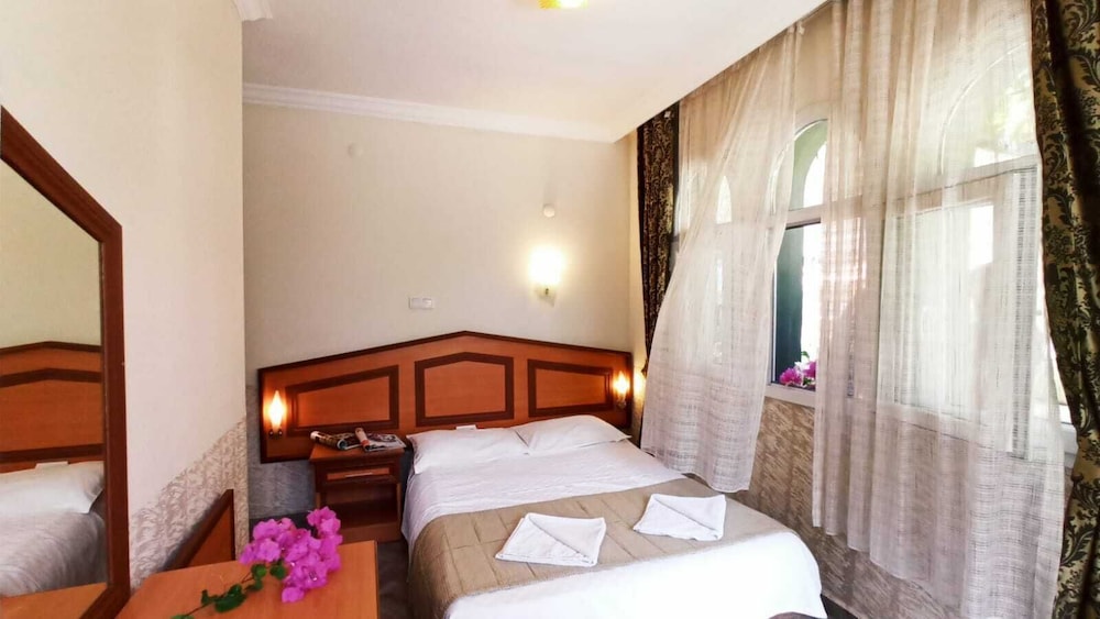 Ideal Pension Rezervasyon