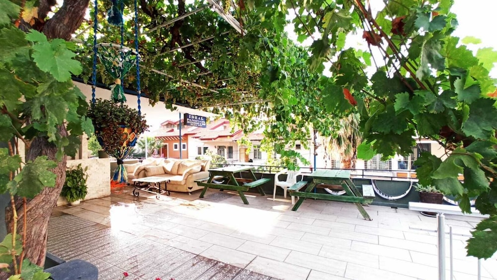 Ideal Pension Rezervasyon