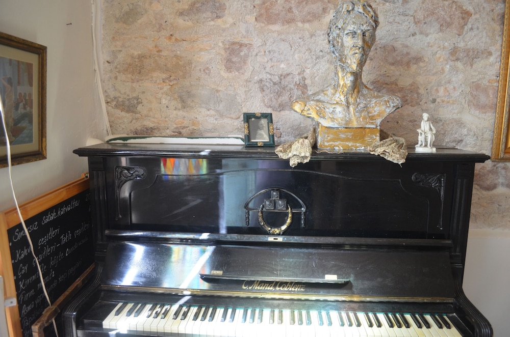 Son Vapur Kuleli Konukevi Rezervasyon