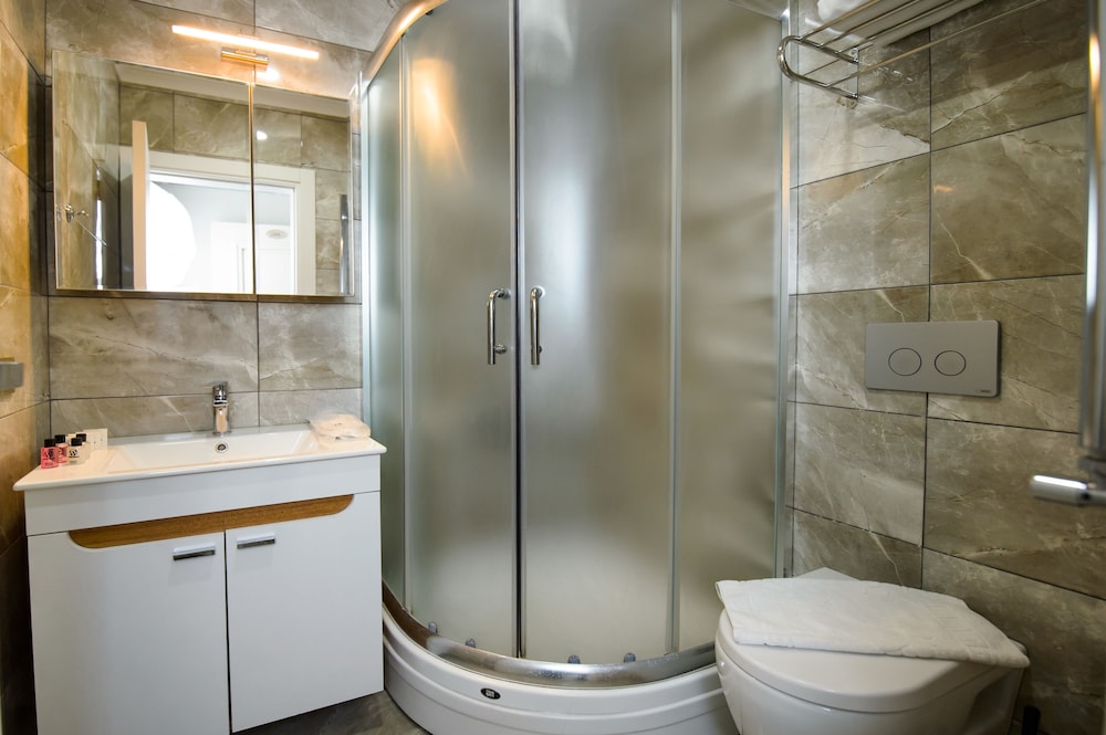 White House Hotel Rezervasyon