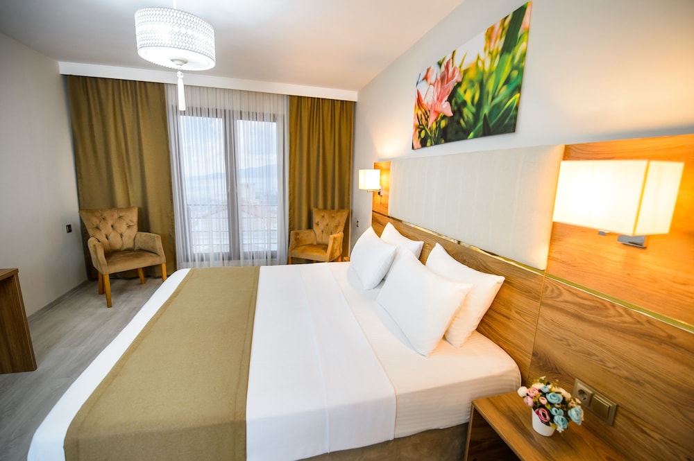 White House Hotel Rezervasyon