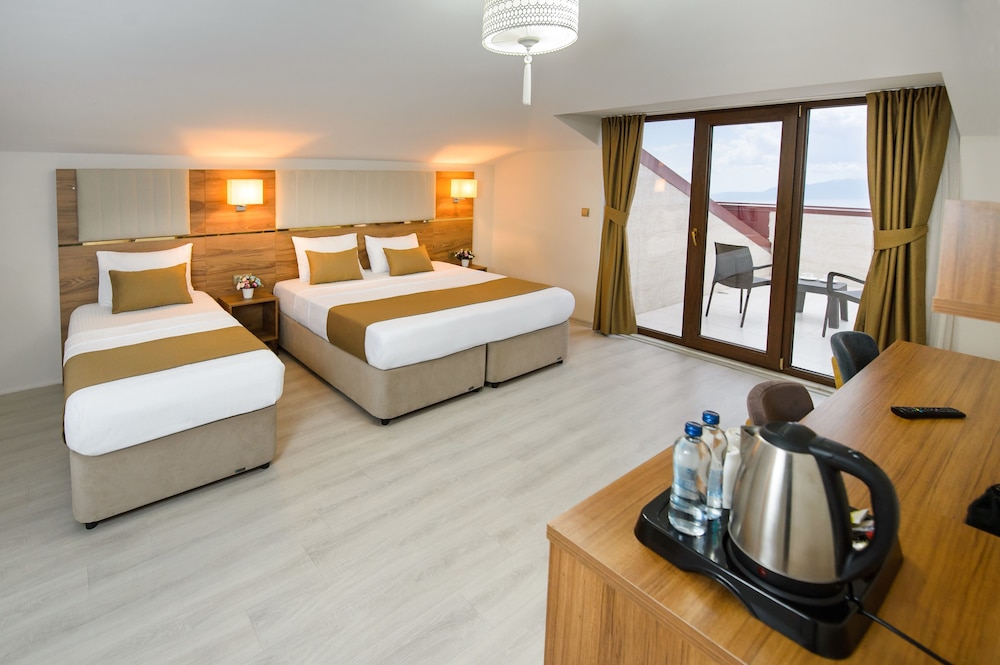White House Hotel Rezervasyon