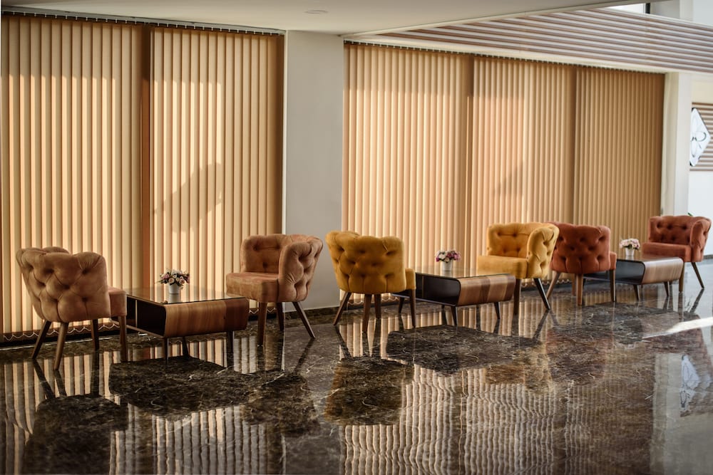 White House Hotel Rezervasyon