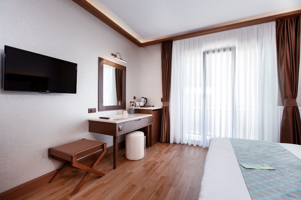 Sera Lake Resort Rezervasyon