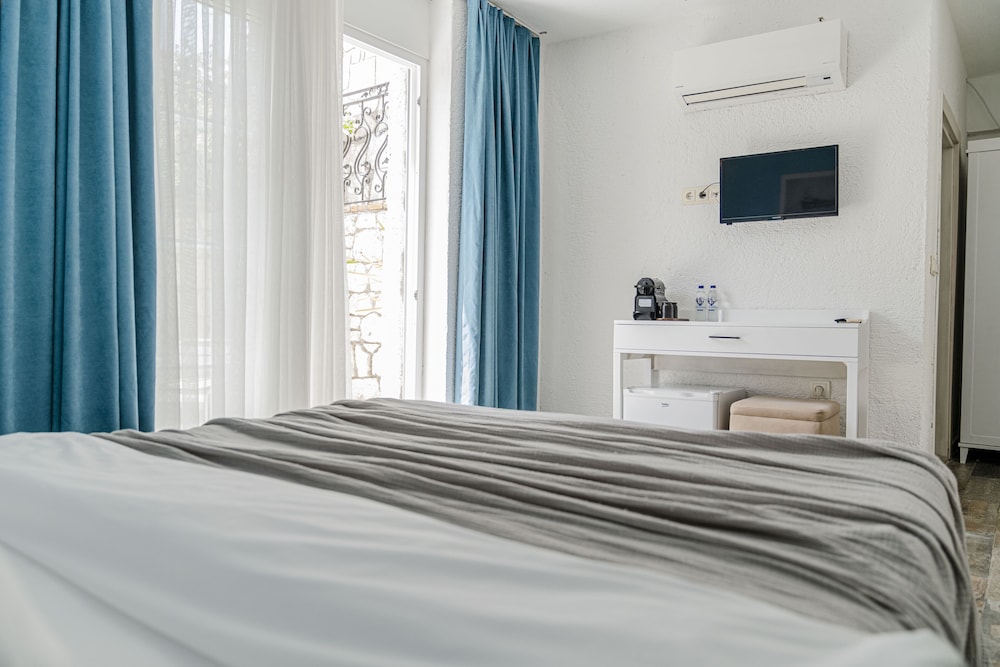 Sandal Alacati Rezervasyon