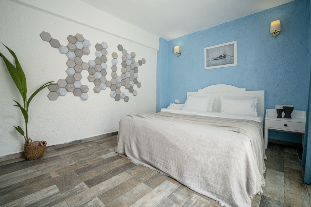 Sandal Alacati Rezervasyon