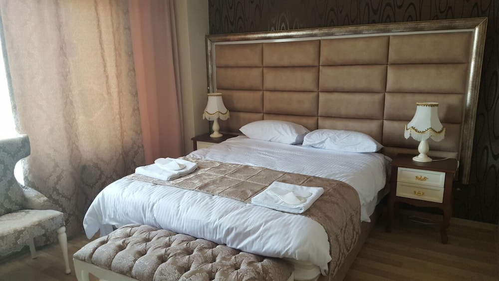 Crystal Continental Rezervasyon