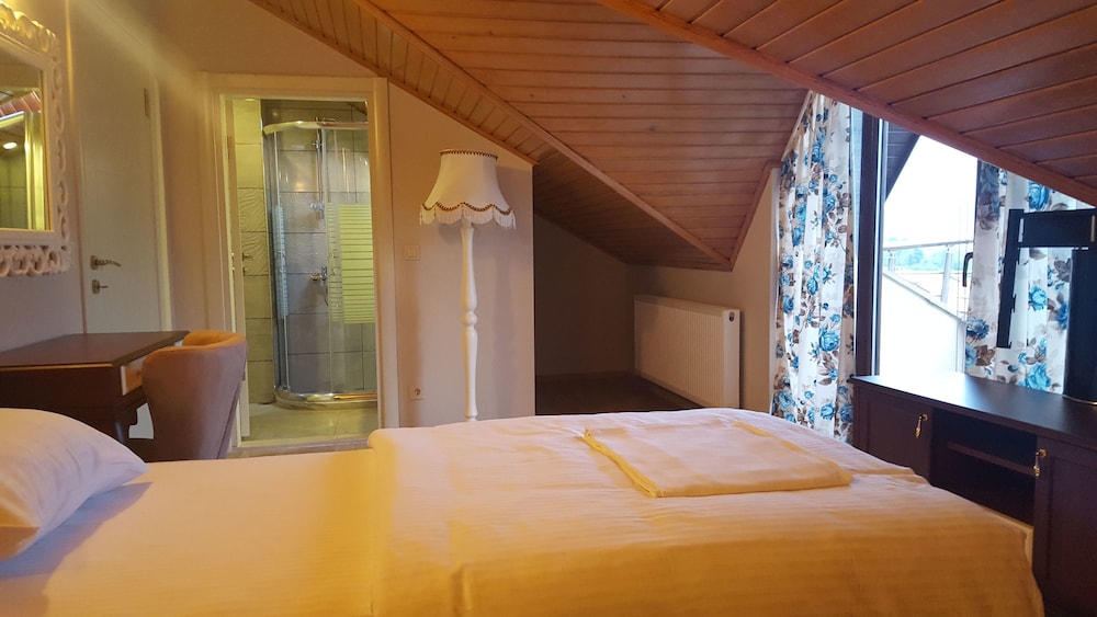 Crystal Continental Rezervasyon