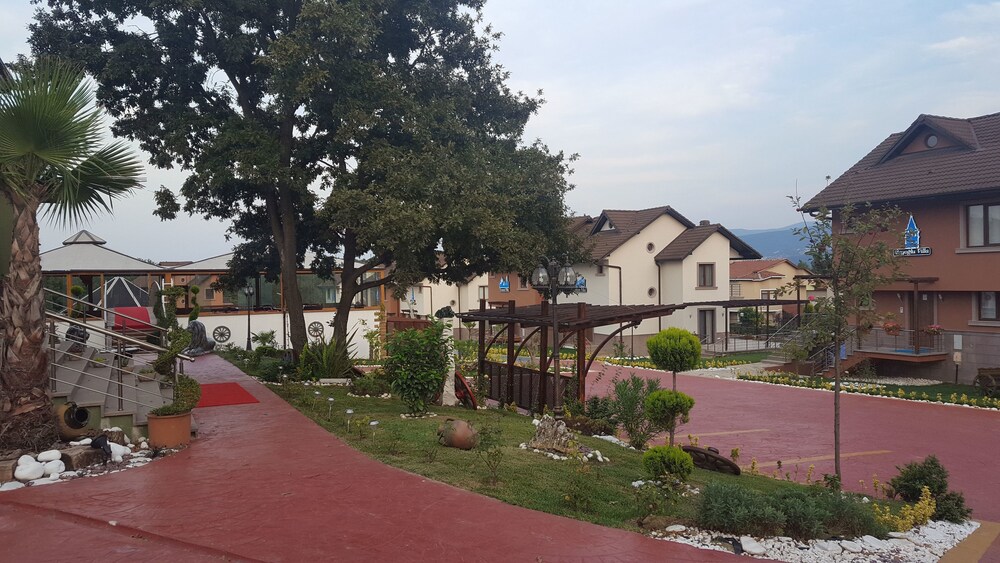 Crystal Continental Rezervasyon