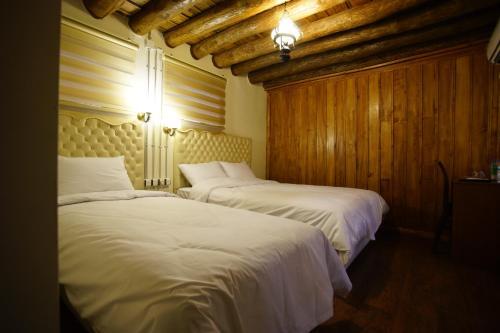 Efebey Konağı Butik Otel Rezervasyon