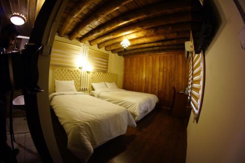 Efebey Konağı Butik Otel Rezervasyon