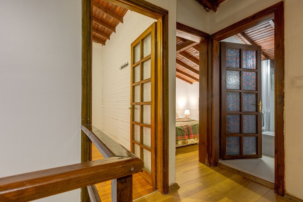 Beta Home Lake House Rezervasyon